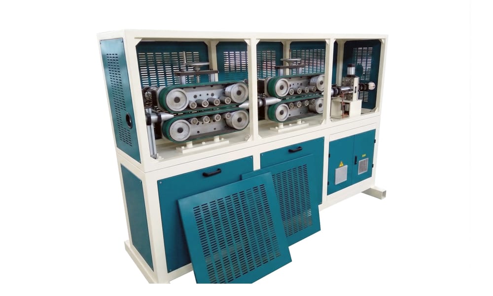 Automated auto shrink and cut combo machinery downstream of the expandable drain corrugated pipe machine